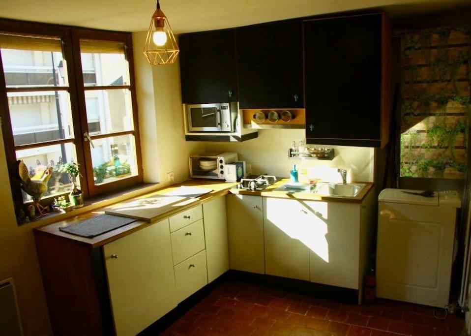 Cosy Apartment By The Magical Marais De Bourges Kültér fotó